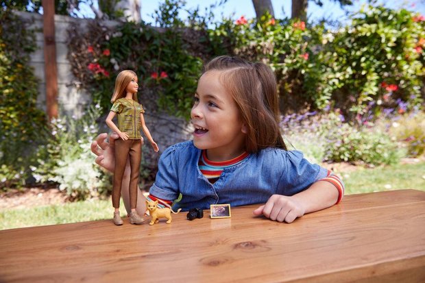 BARBIE NATIONAL GEOGRAPHIC POP NATUUR FOTOGRAAF