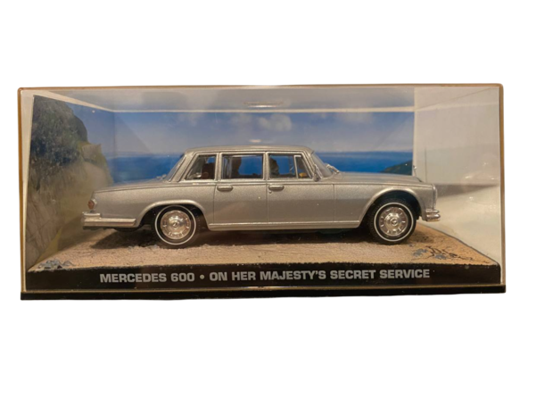 032 - Modelauto Mercedes 600 - De James Bond Collectie