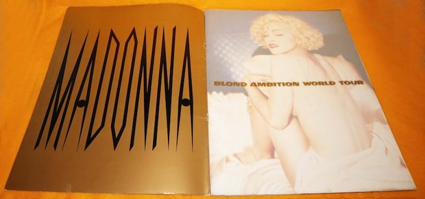 Madonna Blond Ambition Tour 1990 concert programma programmaboek